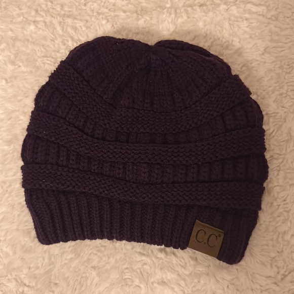 C.C. Beanies - Picture 2 of 4
